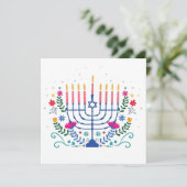 Carte Hanukkah Menorah with Candles and Traditional Item (Debout devant)