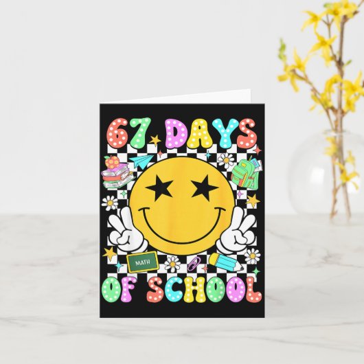 Carte Happy 67th Day Of School Vibes Smile Face 67 Days (Fleur jaune)