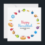 Carte Happy Hanoukka Modern Photo Dreidel Star Nom<br><div class="desc">Ce design de vacances présente le texte "Happy Hanoukka" dans la typographie moderne rouge et bleu entourée de dreidels, pièces d'or, étoiles et sufganiyah. Personnalisé avec votre nom et votre photo préférée au dos. #hanoukka #chanukah #vacances #saisonnière #fête #moderne #dreidel #star #pièce #or #starofdavid #design #cartes de voeux #voeux #cartes...</div>