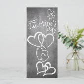 Carte Heureuse Sainte-Valentin sur un tableau à craie (Debout devant)