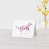 Carte Horse Word Cloud Design unique en Maroon BLANK (Fleur jaune)