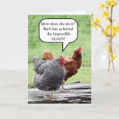Carte Humour d'anniversaire de deux poules (Fleur jaune)