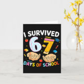 Carte I Survived 67 Days Of School Cool Teacher Design (Fleur jaune)