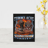 Carte I Survived Today's Tummy Ache Funny Silly Cat Meme (Fleur jaune)