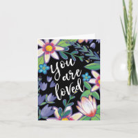 Illustration florale colorée vous êtes aimé