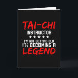 Carte Instructeur Tai Chi Légende Tai Chi<br><div class="desc">Formation Tai-Chi pour les artistes martiaux des arts martiaux chinois. Tai Chi mouvements d'auto-défense Wushu de l'énergie interne Qi Gong. Tai Chi arts martiaux avec entraînement de mouvement ou pour la méditation.</div>