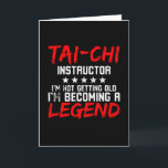 Carte Instructeur Tai Chi Légende Tai Chi<br><div class="desc">Formation Tai-Chi pour les artistes martiaux des arts martiaux chinois. Tai Chi mouvements d'auto-défense Wushu de l'énergie interne Qi Gong. Tai Chi arts martiaux avec entraînement de mouvement ou pour la méditation.</div>