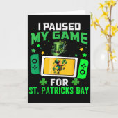 Carte J'ai mis mon jeu en pause pour la Saint-Patrick Je (Fleur jaune)