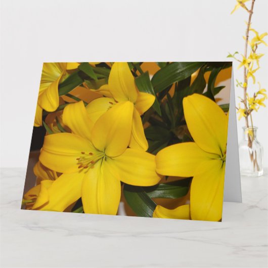 Carte Jaune Lilly Anniversaire. (Fleur jaune)