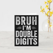 Carte Je suis les cadeaux d'anniversaire à double chiffr (Fleur jaune)