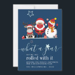Carte Joli Père Noël Reindeer Snowman 2020 Script Noël<br><div class="desc">Customisez cette mignonne carte de Noël "What A Year" avec votre propre message ou supprimez-la en cliquant sur le bouton "Personnalisez ce" ci-dessus. Apportez des réjouissances de Noël cette année avec cette carte drôle et mignonne personnalisable</div>