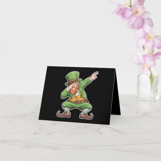 Carte Jour de la Saint Patrick Dab Dabbing Leprechaun En (Orchidée)