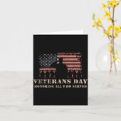 Carte Jour des vétérans honore tous ceux qui ont servi D (Fleur jaune)