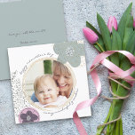 Carte Joyeuse 1ère Fête des mères Grand-mère Photo Fleur<br><div class="desc">Dites "Bonne 1ère journée de mère comme ma merveilleuse grand-mère" (ou modifiez le libellé pour convenir à n'importe quelle occasion, pour n'importe qui). Le modèle photo est configuré pour que vous puissiez ajouter votre photo (carré / photo instagram fonctionne bien) et vous pouvez également ajouter un message au dos. Votre...</div>