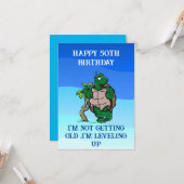 Carte Joyeuse citation drôle de 50e anniversaire, tortue (Devant/Arrière en situation)