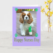 Carte Joyeuse journée des infirmières avec Cavalier King (Fleur jaune)
