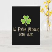 Carte Joyeuse Saint-Patrick à vous en langue irlandaise (Fleur jaune)