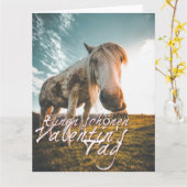 Carte Joyeuse Saint-Valentin avec cheval qui regarde (Fleur jaune)