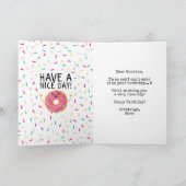 Carte Joyeux anniversaire avec des arroses sur le beigne (Intérieur)