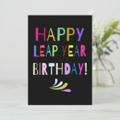 Carte Joyeux anniversaire de l'année bissextile ! | Vous (Debout devant)