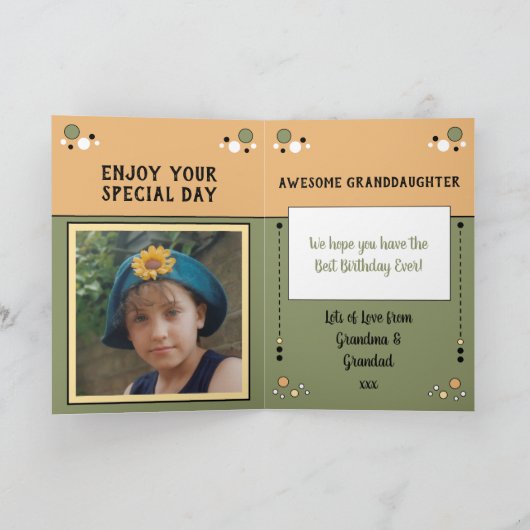 Carte Joyeux anniversaire Grand-fille nom photo vert (Intérieur)