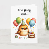 Carte Joyeux Anniversaire Grumpy Bird Cake Casquette de  (Devant)
