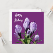 Carte Joyeux anniversaire joli crocus violet joli fleuri (Devant/Arrière en situation)