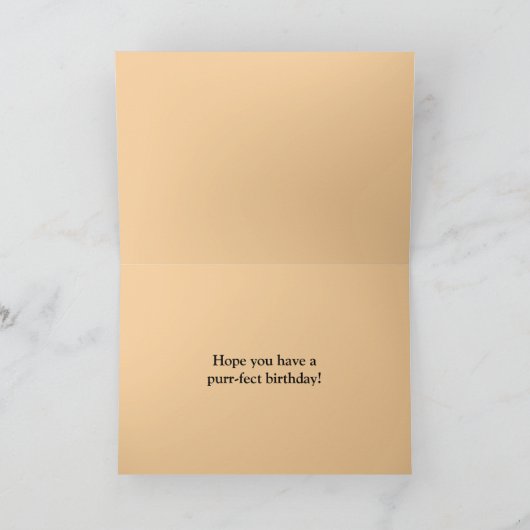 Carte Joyeux Anniversaire, Orange Tabby Kitten en Lit (Intérieur)