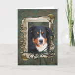 Carte Joyeux anniversaire - pattes en pierre - chien de<br><div class="desc">Ce qui pourrait indiquer le joyeux anniversaire mieux que ce chien de montagne de Bernese vous aidant à célébrer ! Comment apprécieriez-vous un jour avec vos amis et leurs fourrure-bébés ? Ayez un jour d'amusement et gagnez un cadeau LIBRE ! Sélectionnez une date et un secteur à votre maison où...</div>