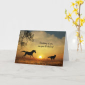 Carte Joyeux anniversaire, pensée pour toi Cheval Chien (Fleur jaune)