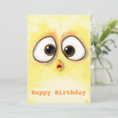 Carte Joyeux anniversaire - Petit poulet aux yeux grands (Debout devant)