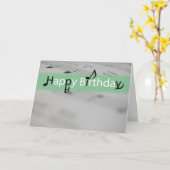 Carte Joyeux anniversaire vert avec des notes diverses (Fleur jaune)