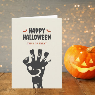 Carte Joyeux Halloween Zombie la main ou le traitement