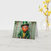 Carte Joyeux Saint Patrick's Day Leprechaun (Fleur jaune)