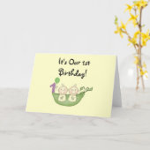 Carte Jumeaux de pois dans une poitrine Premier annivers (Fleur jaune)