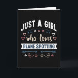 Carte Juste une fille qui aime repérer les avions Cadeau<br><div class="desc">Dessin drôle Juste une fille qui aime repérer les avions. Idéal pour un anniversaire,  Noël ou la fête des mères,  un cadeau d'avion et d'aviation pour votre maman ou votre femme. Cadeau mignon pour les femmes,  votre fille,  les filles et les enfants.</div>