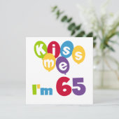 Carte Kiss Me I'm 65 Anniversaire T-shirts et cadeaux (Debout devant)