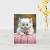 Carte Kitten blanc sur Citrouille rose (Fleur jaune)