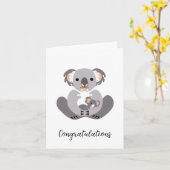 Carte KOALA adorable — Félicitations pour bébé (Fleur jaune)