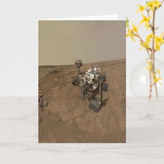 Carte La Curiosité A Rover Sur La Surface De Mars. (Fleur jaune)