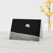 Carte La Terre S'Élève Au-Dessus De L'Horizon Lunaire. (Fleur jaune)