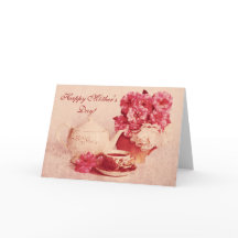 La théière, une tasse de thé et s'est levée