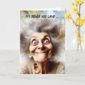 Carte La Vielle Dame Folle Pour Avoir Plus Anniversaire (Fleur jaune)