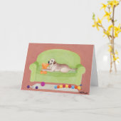 Carte Labrador jaune sur le canapé vert (Fleur jaune)