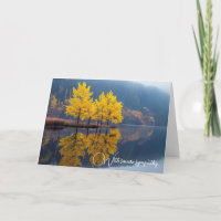 Lac d'automne avec arbres Sympathie