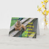 CARTE L'AMICAL SQUIRREL DIT "JOLI ANNIVERSAIRE" (Fleur jaune)