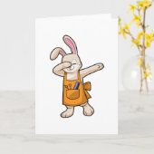 Carte Lapin coiffeur avec peigne et ciseaux (Fleur jaune)