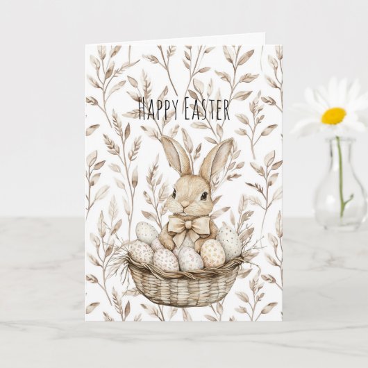 Carte Lapin de Pâques dans un panier d'œufs de Pâques (Petite plante)