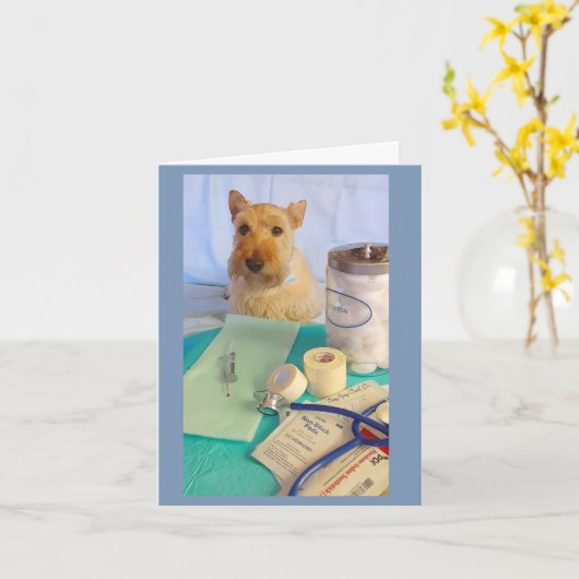 Carte Le Dogtor sera bientôt (Fleur jaune)