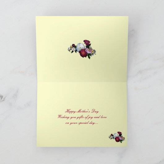 Carte Le jour de mère démodé de roses (Intérieur)